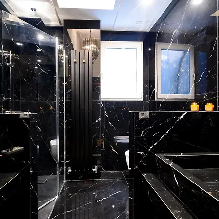 The Rent - Refined One-bedroom In The Historic Center Appartement