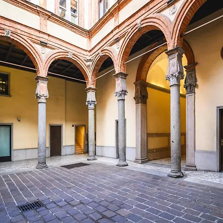 The Rent - Refined One-bedroom In The Historic Center Appartement Milan