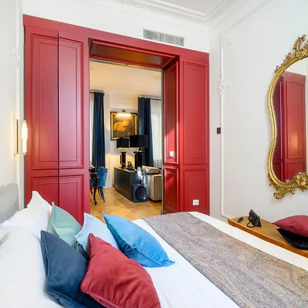 The Rent - Refined One-bedroom In The Historic Center Milan